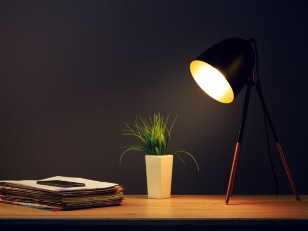 Jak dużo światła potrzebuje Twoje biuro?