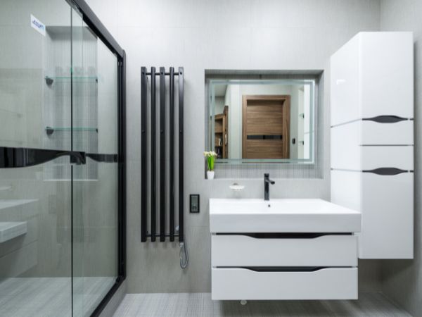 Piękne i funkcjonalne kabiny prysznicowe - odkryj nowe trendy w aranżacji łazienki!